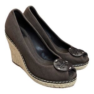 Tory Burch Logo Brown Canvas Espadrille Peep-Toe Wedge Pumps